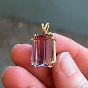 14k gold Amethyst pendant